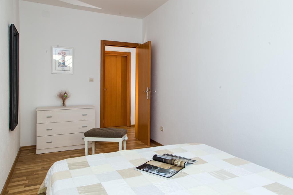 Sunset Apartment Orasac Bilik gambar