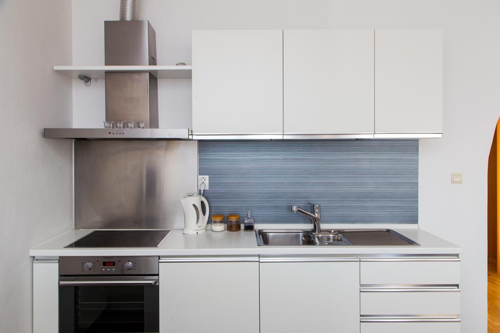 Sunset Apartment Orasac Bilik gambar